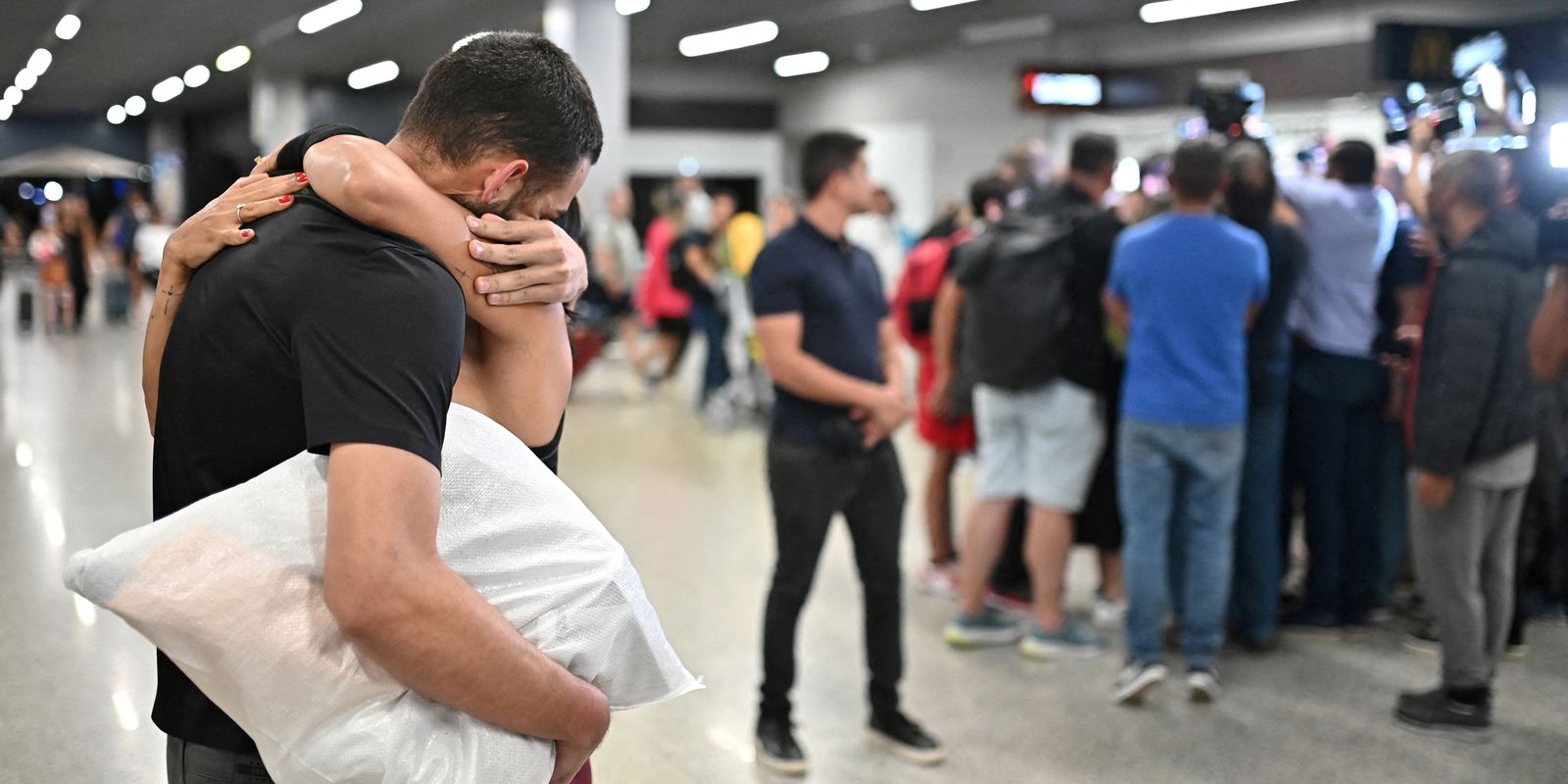 Brasil anuncia acordo com EUA para trocar informações sobre deportados