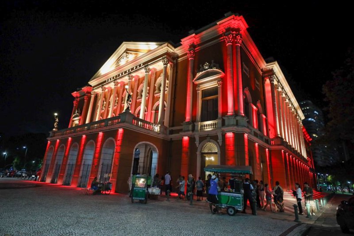 Orquestra Sinfônia e Amazônia Jazz Band fazem espetáculo extra para comemorar aniversário do Theatro da Paz, em Belém | Pará