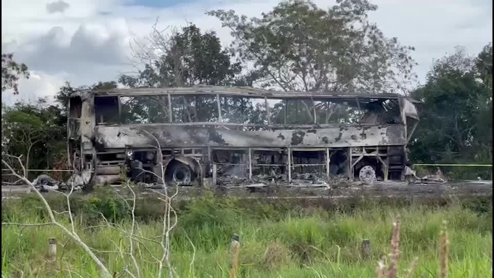 Sobe para 41 o número de mortos em acidente de ônibus no México