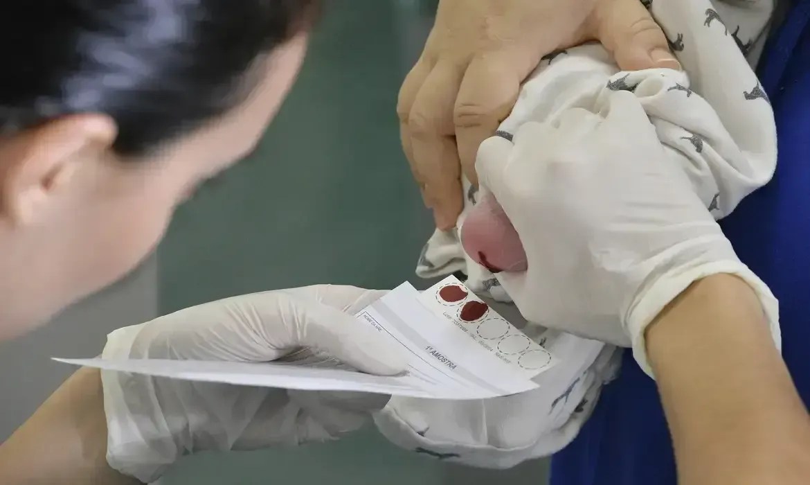 Dia Mundial das Doenças Raras reforça importância do teste do pezinho