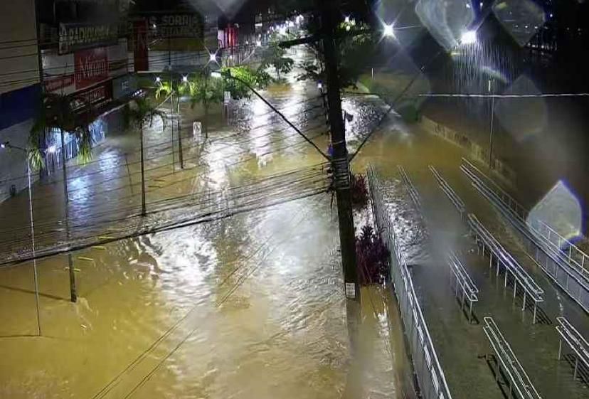 Em menos de dois dias, São Paulo tem 65% da chuva esperada para o mês