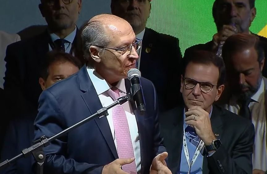 Alckmin: “Governo não é eleito para fazer oposição, governo faz parceria“