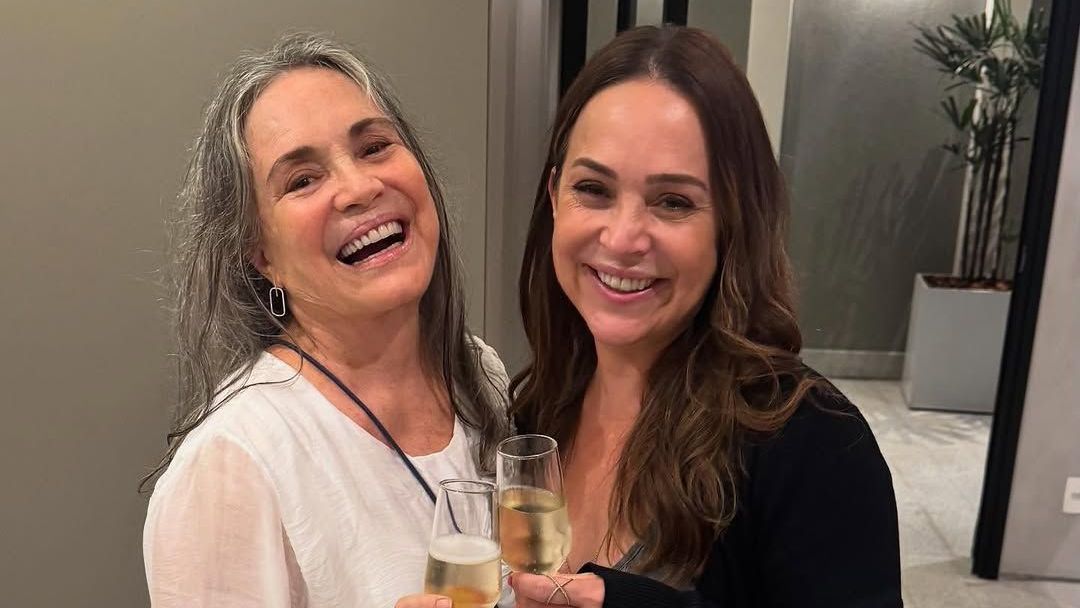 Regina Duarte comemora aniversário de 78 anos com a filha, Gabriela Duarte