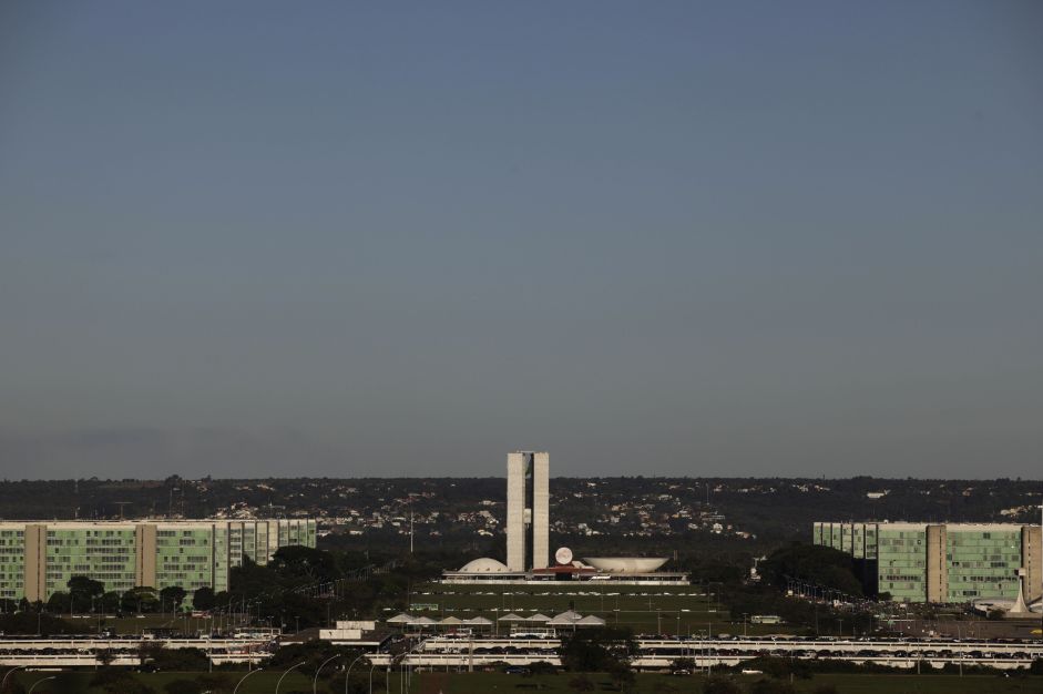 Petistas aconselham acelerar reforma ministerial após Datafolha