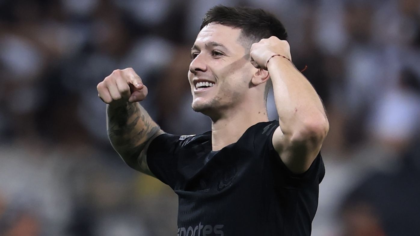 Com Neymar no banco e gol de Garro, Corinthians bate Santos e vai à final