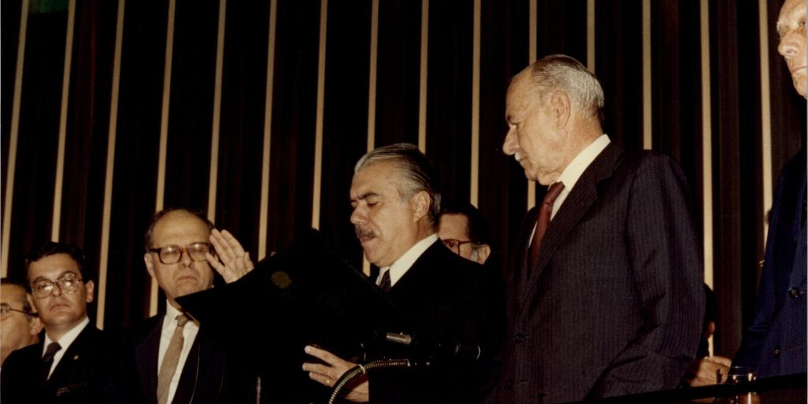 Redemocratização: há 40 anos, Sarney assumia a presidência do Brasil