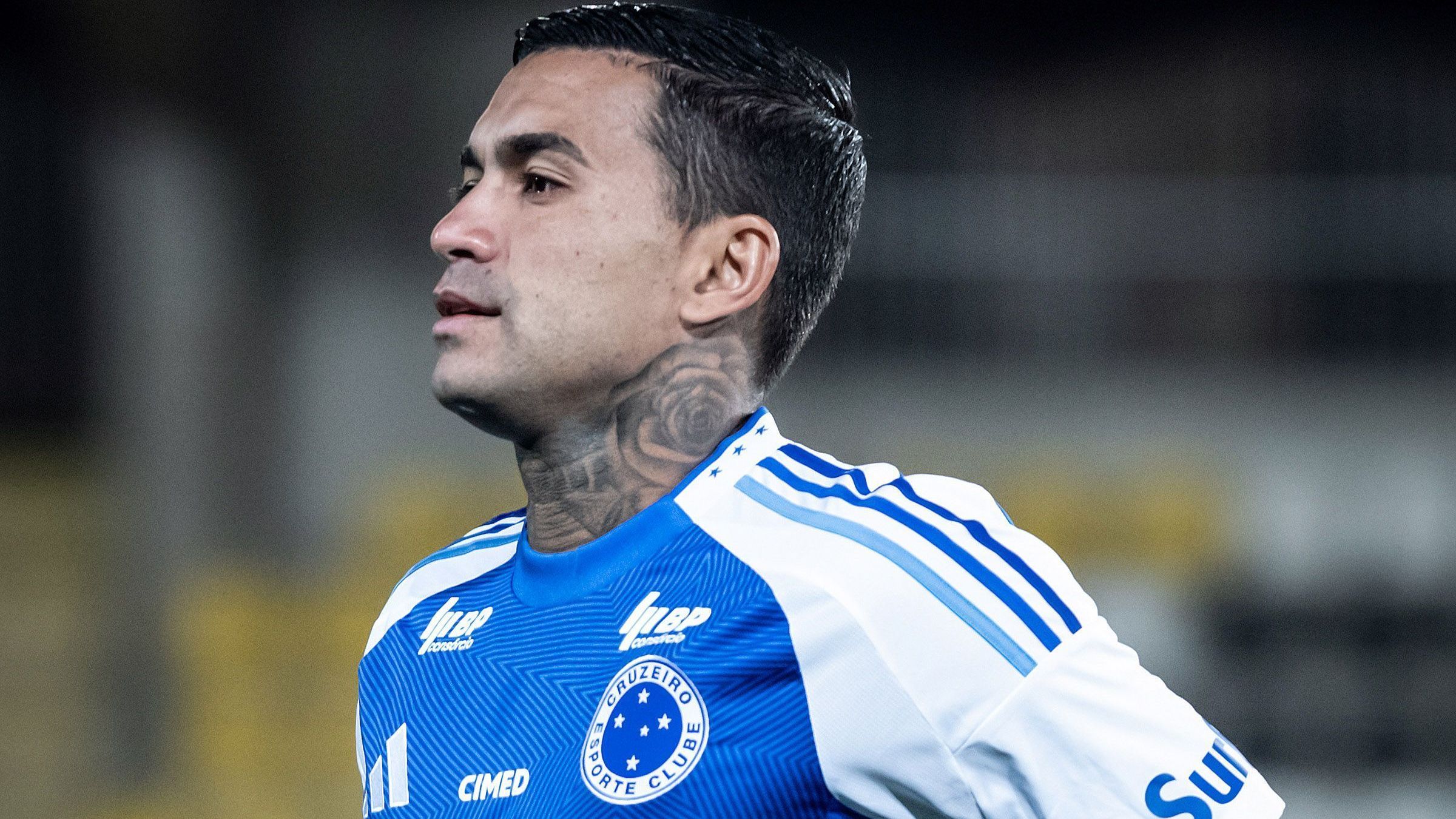 Dudu volta a treinar, mas tem situação indefinida no Cruzeiro