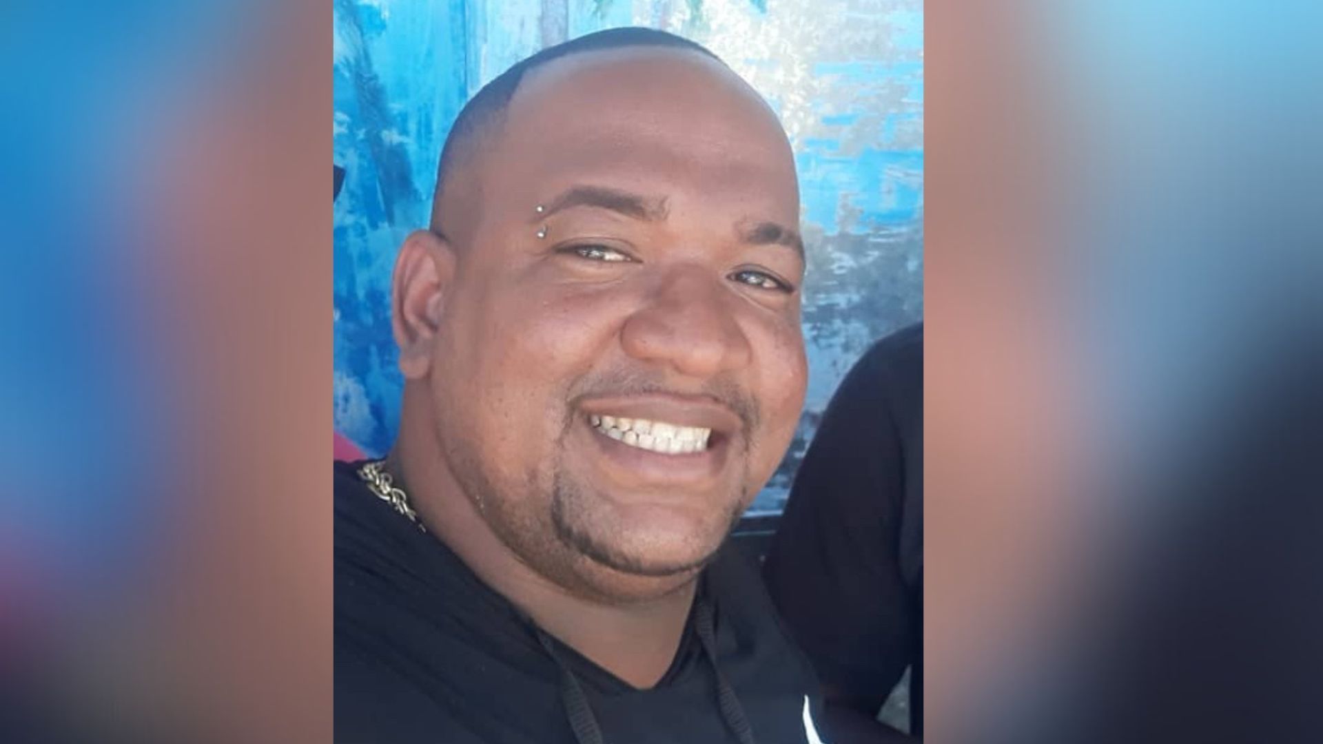 Cantor de grupo de pagode é encontrado morto em obra na Baixada Fluminense