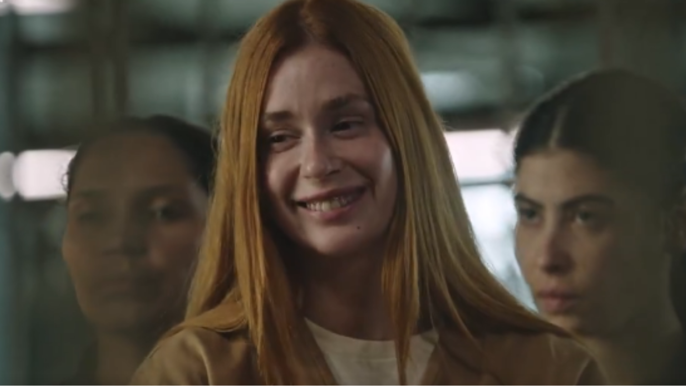 Web elogia Marina Ruy Barbosa como Suzane von Richthofen: “Idêntica”