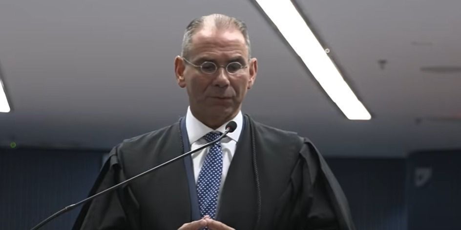 Defesa de Braga Netto questiona versões de delação de Cid: “Isso é farsa”
