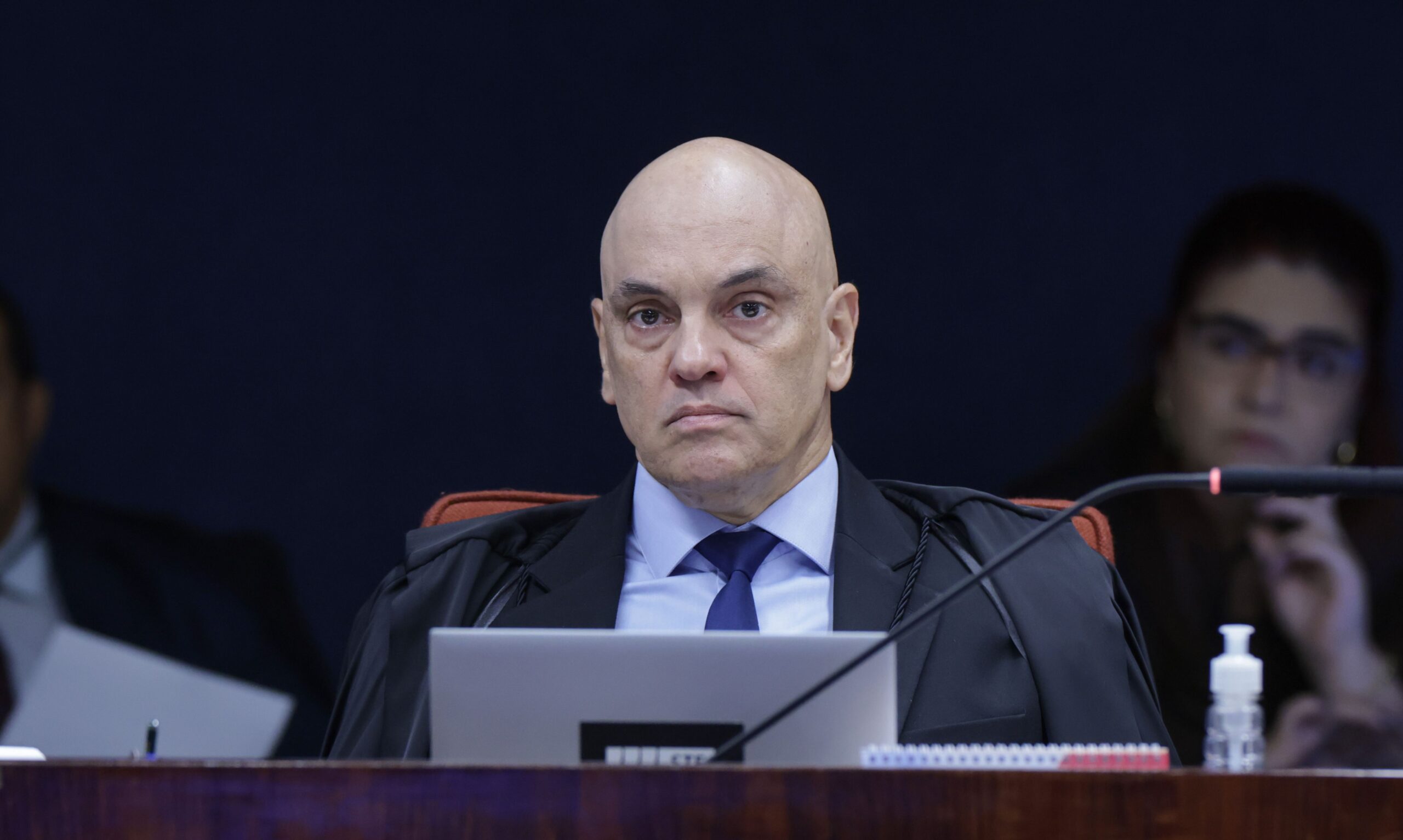 Vereadores aprovam moção para tornar Moraes “persona non grata” em BH