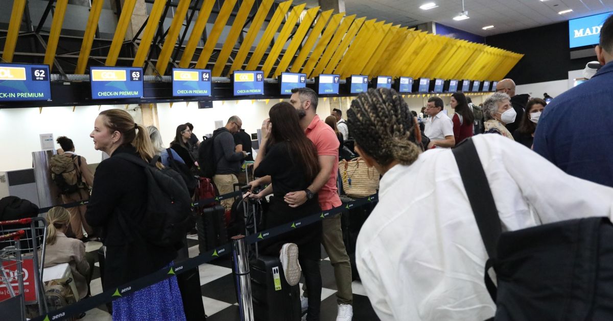 Brasileiros gastaram R$ 22,8 bilhões em viagens nacionais em 2024, diz IBGE