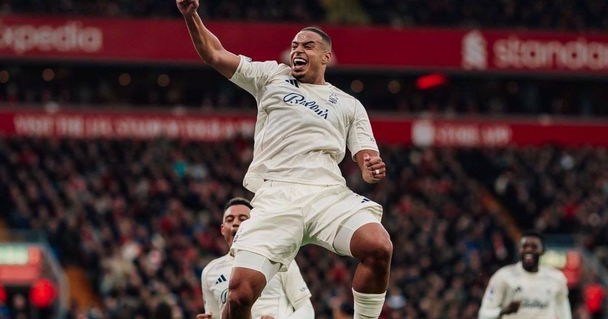 Com gol de Murillo, Forest surpreende e vence o Liverpool em Anfield