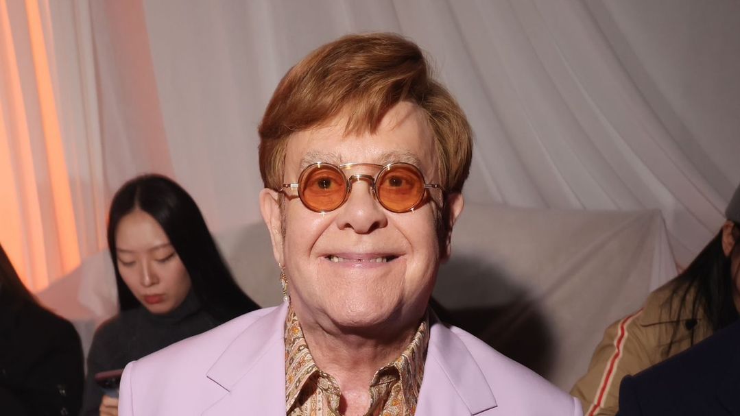 Confirmado no Rock in Rio, Elton John atualiza sobre saúde dos olhos