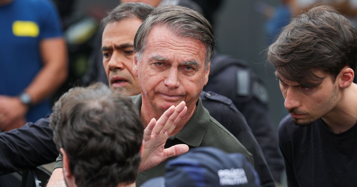Especialista: Prisão de Bolsonaro é parte de processo que impactará eleição