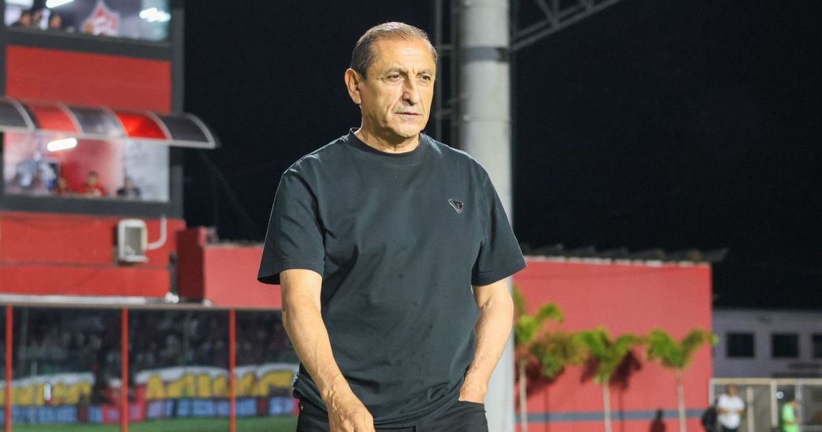 Inter: Ramón Díaz diz que “futebol é para homens, não para meninas”