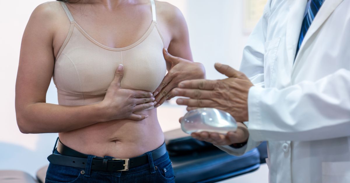 Mastopexia: o que é e quanto custa cirurgia que dá firmeza às mamas