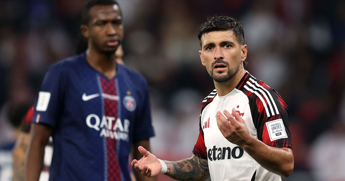 Arrascaeta lamenta derrota do Flamengo para o PSG: “Faltou perna”