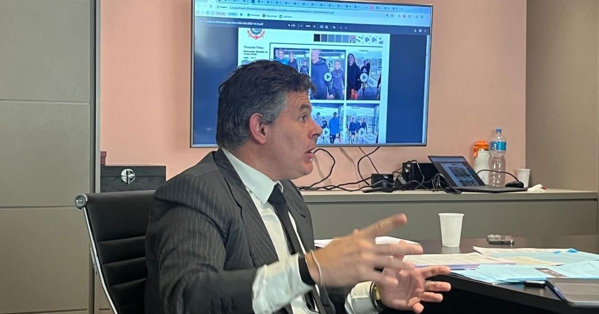 Inimigo de Memphis? Vice do Corinthians rebate boato de atrito com atacante