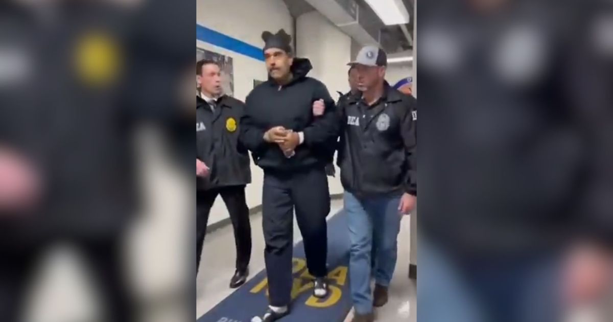 Casa Branca publica vídeo que mostraria Maduro sob custódia nos EUA