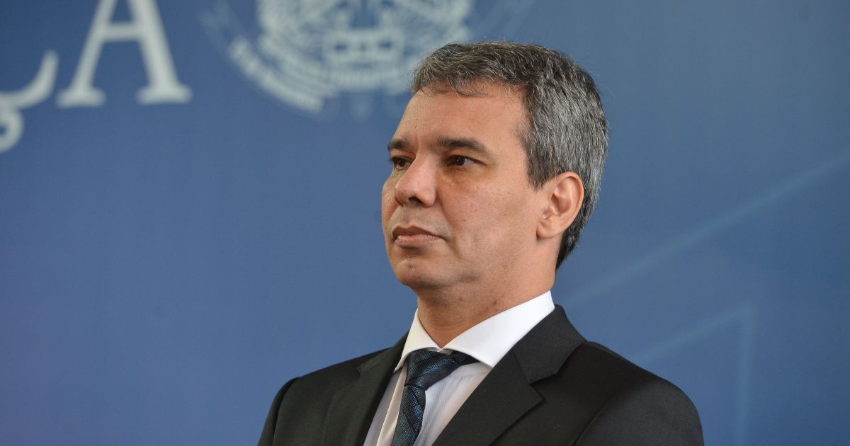 Lula escolhe Wellington César Lima e Silva para o Ministério da Justiça