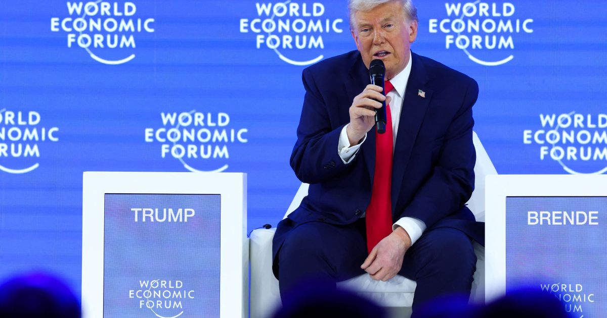 Trump diz que duração de futuro acordo com a Groenlândia é "infinita"